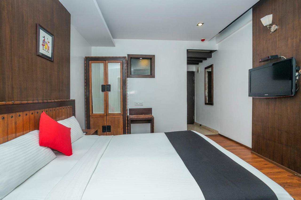 The Elite Royale Aparthotel Bangalore Exterior foto